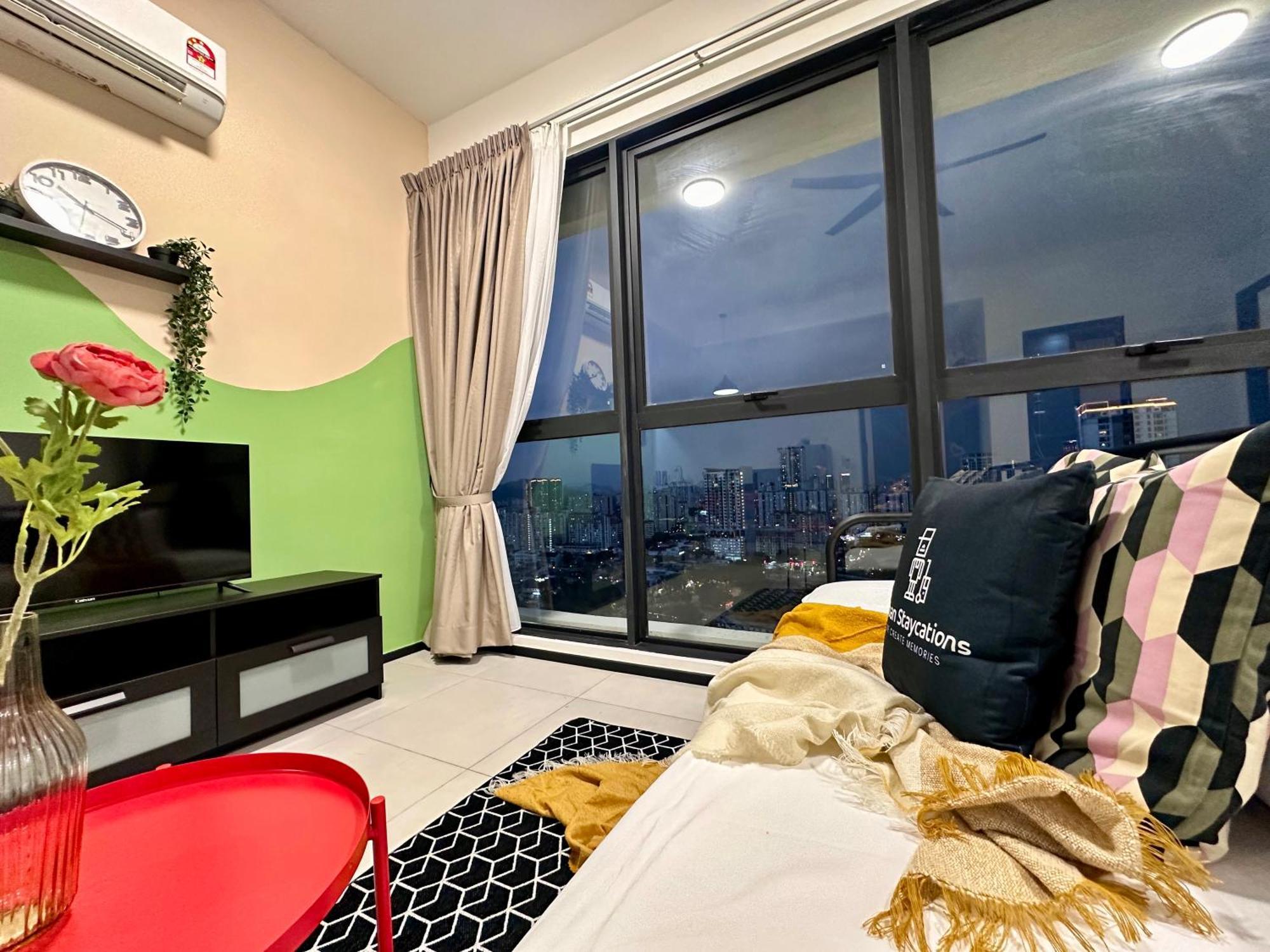 New 2br Or 3br Serenity At Urban By Urban Staycations Lod